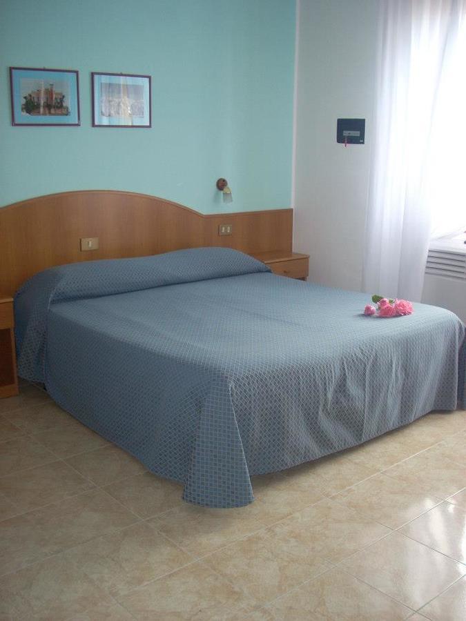 Hotel Fornaro 卡奥莱 外观 照片